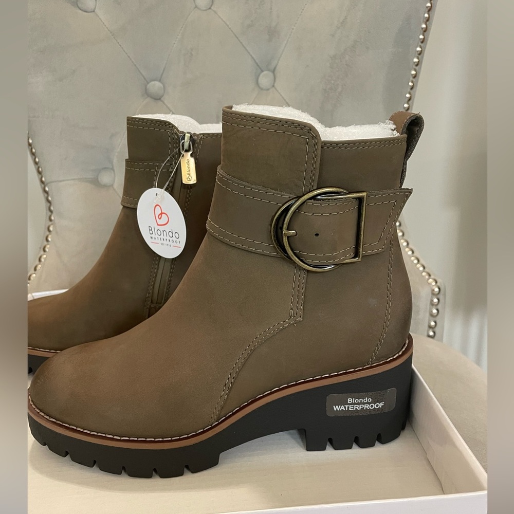 ❌ SOLD! Blondo Dagger Waterproof Women Boot, Size 6.5, Taupe Nubuck - Picture 1 of 7